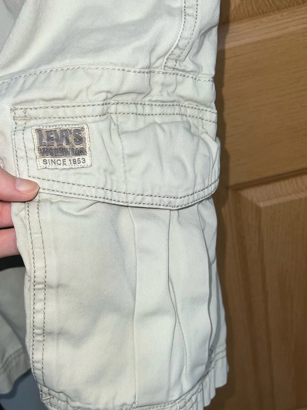 Levi's Men’s Vintage Cream Utility Versatile Casual Cargo Shorts Size 38 Waist